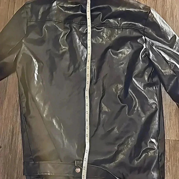 NWT Womens Pretty Little Things Black Faux Leather Oversized Moto Jacket Sz 2 - Picture 6 of 8